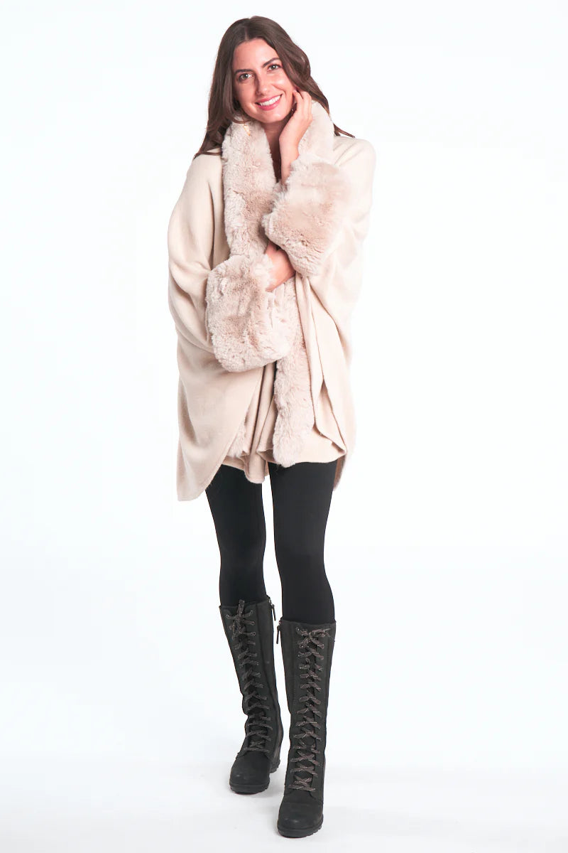 Cream Deluxe Cuddle Faux Fur Wrap