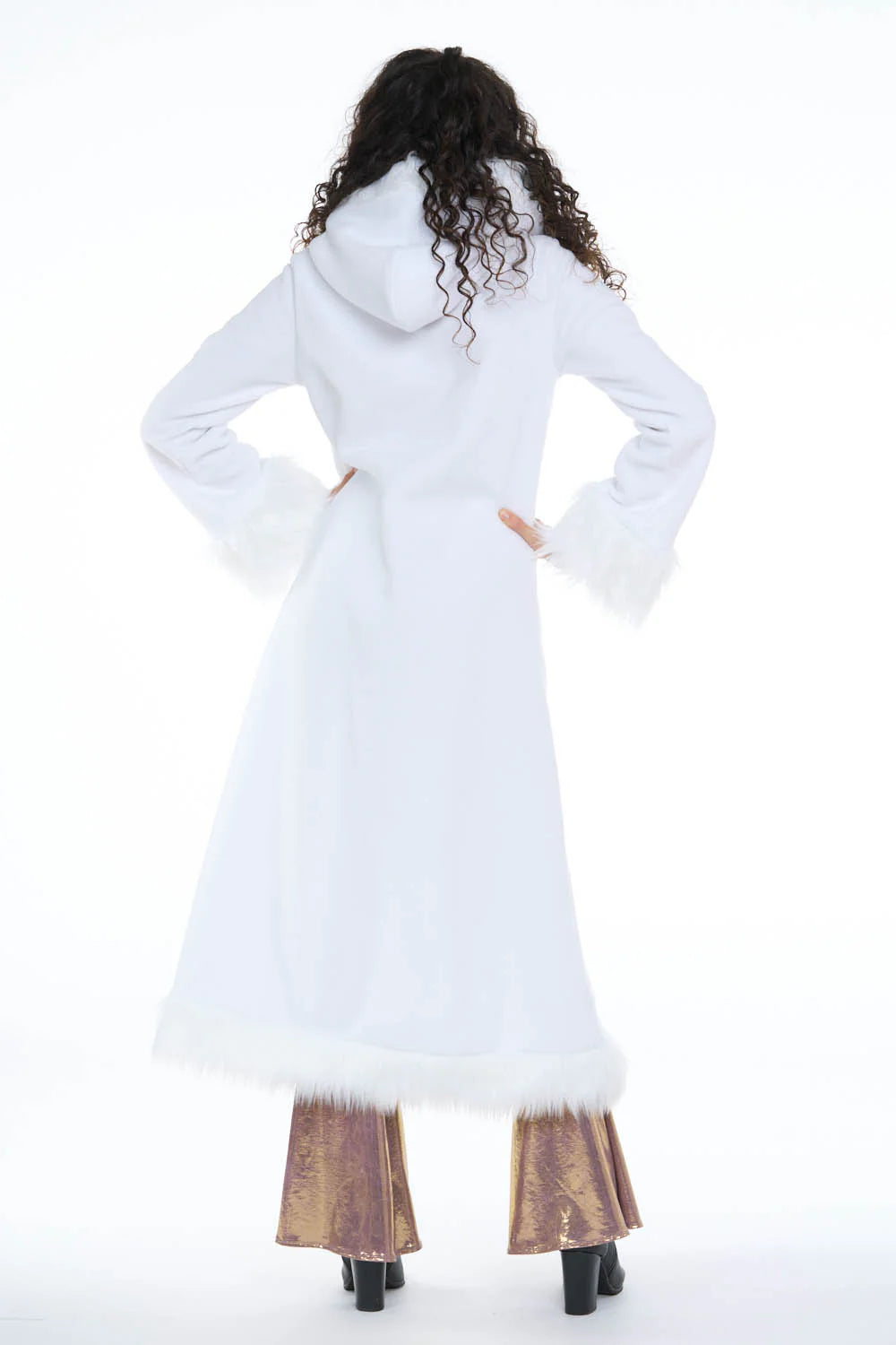 Classic Tamo Coat: White Coat + White Trim